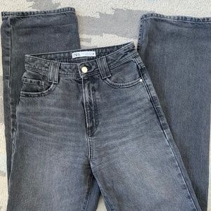 STRAIGHT LEG FULL LENGTH JEANS BLACK